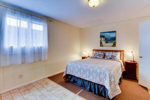 Beach Retreat -- Lower Retreat