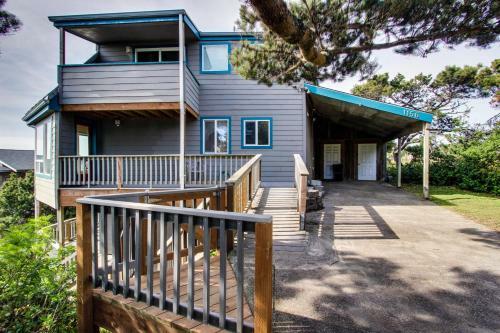 The Yaquina House