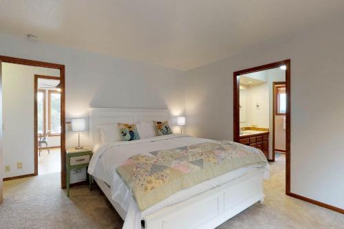 Spring Street Retreat