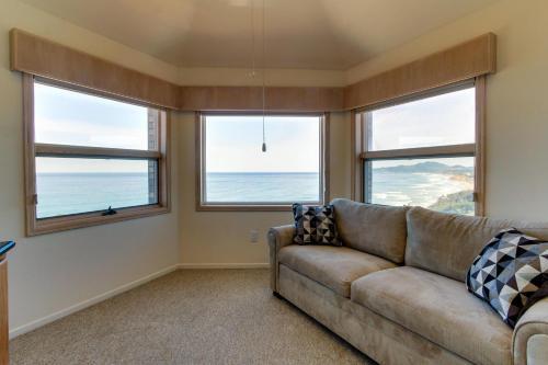Newport Oceanfront Estate