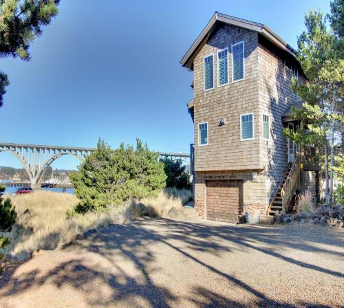 House On The Bay