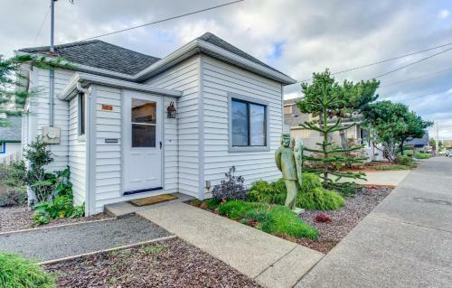 Art District Cottage In Nye Beach