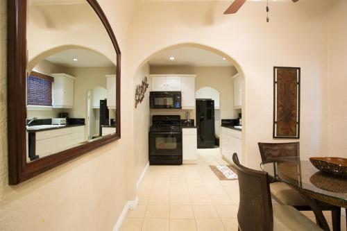 128 39th Street A (68438)