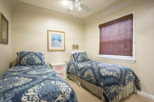 128 39th Street A (68438)