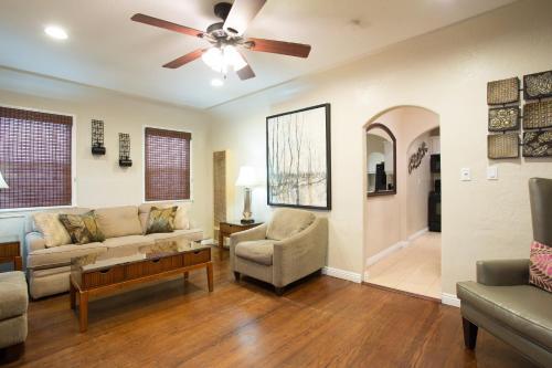 128 39th Street A (68438)