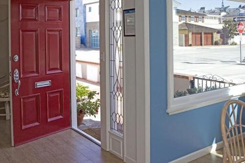 1101 W Bay Ave (68215)