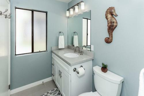 3104 W Ocean Front B (68455)