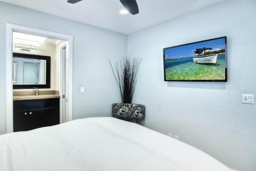 Newport Beach - Triplex