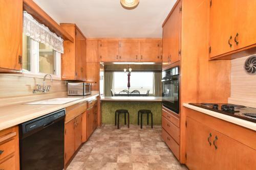 6504 W Ocean Front Lei
