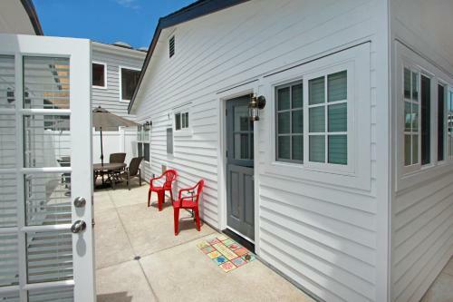 1759 Miramar (68104)