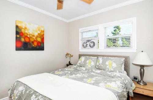 313 E Bay Both 4 Bedroom Home