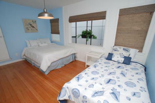 1002 E Oceanfront 7 Bedroom House