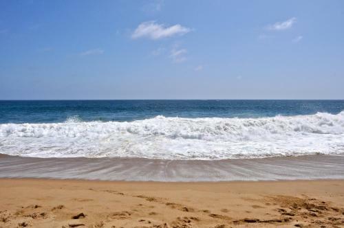 1002 E Oceanfront 7 Bedroom House
