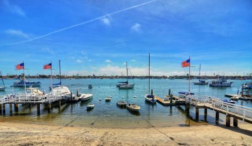 1006 South Bayfront 4 Bedroom Home