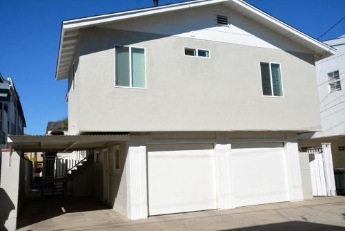 118 40th St Ab (68418)