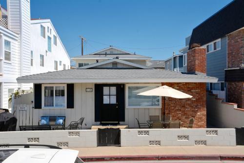 118 40th St Ab (68418)
