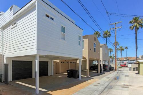 216.5 30th St. (68445)