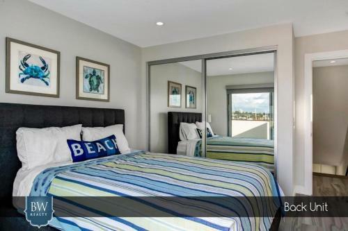 916 E. Balboa B (68426)