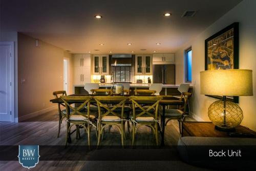 916 E. Balboa B (68426)