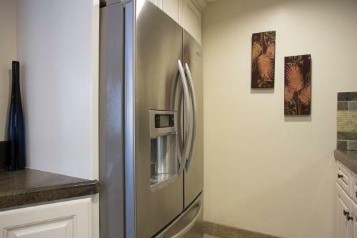 128 39th Street B (68439)
