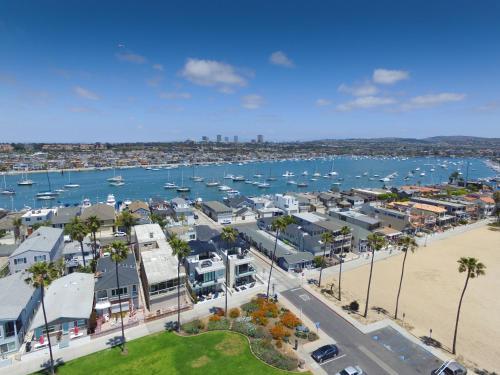 926 E Ocean Front (68456)
