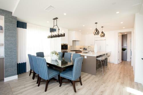 926 E Ocean Front (68456)