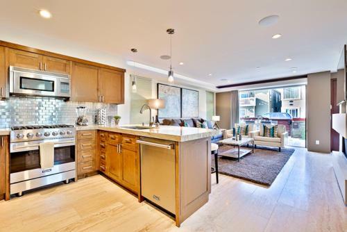 Nb-128c - Modern Luxury Compound Seven-bedroom Apartment