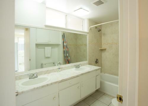 3612 Seashore Drive (68251)