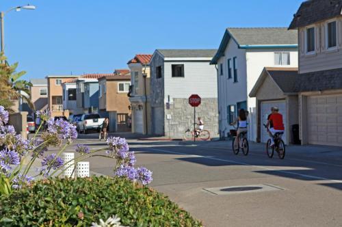 3612 Seashore Drive (68251)