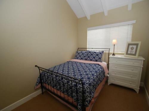 3112 W Ocean Front B (68190)