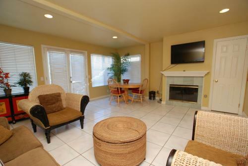 109 30th St A (68339)