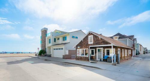105 30th St 2 Bedroom Home