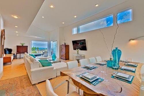 Laguna View Home