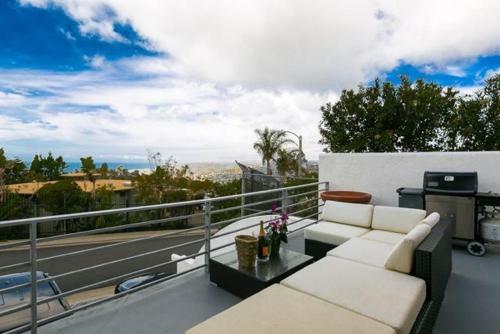 Laguna View Home