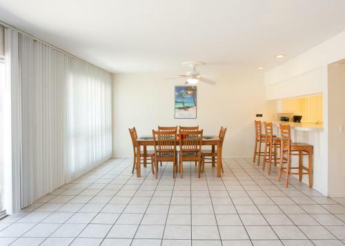 3610 Seashore Drive (68250)