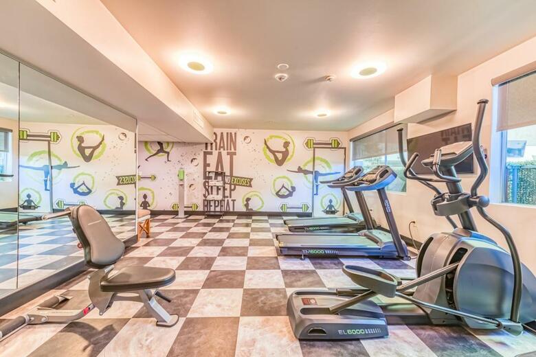 Lexen Hotel - North Hollywood Near Universal Studios