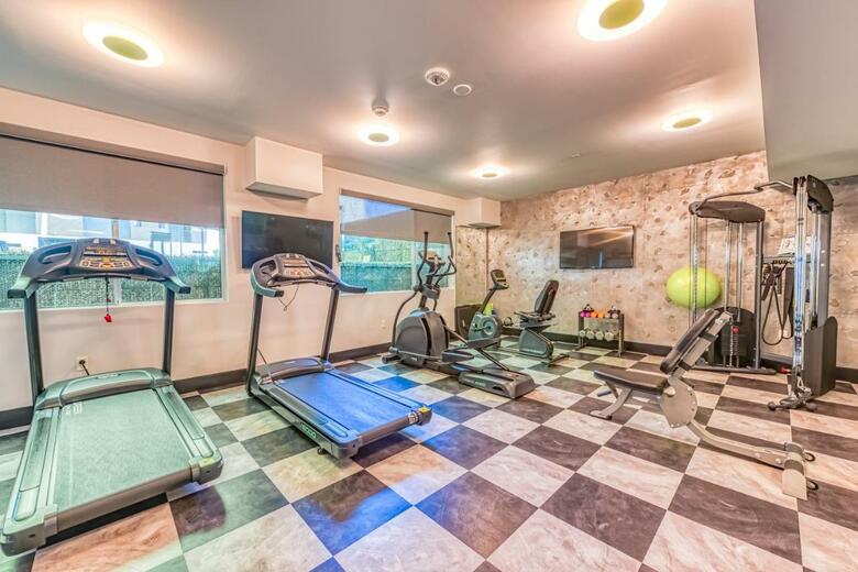 Lexen Hotel - North Hollywood Near Universal Studios