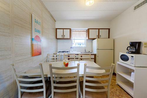 Panoramic Motel & Apts.