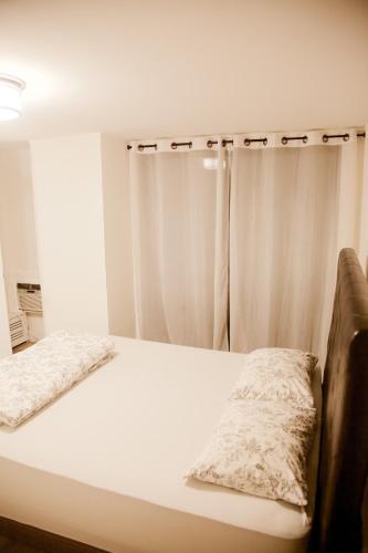 36th Street Midtown East Luxury Duplex Apartment