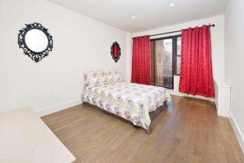 36th Street Midtown East Luxury Duplex Apartment