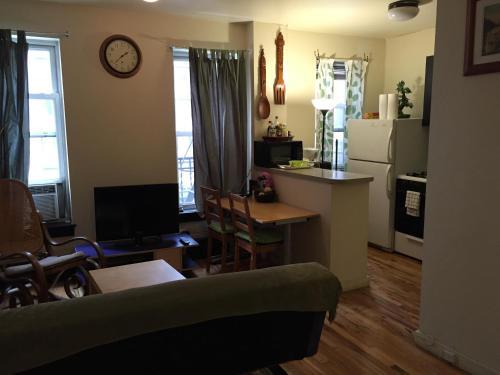 Studio Apartment - United Nations Plaza