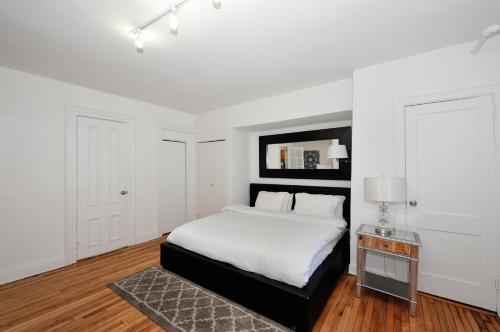 2 Bedroom Murray Hill Apartment