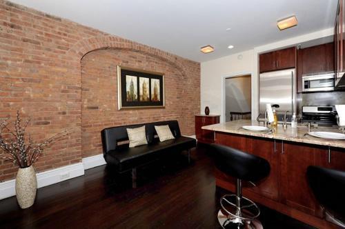 2 Bedroom Murray Hill Apartment