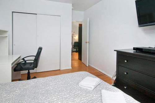 335 East Apartment #232477 Apts