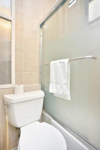 329 East Apartment #232399 Apts