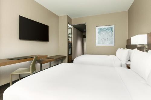 AC Hotel By Marriott New York Times Square