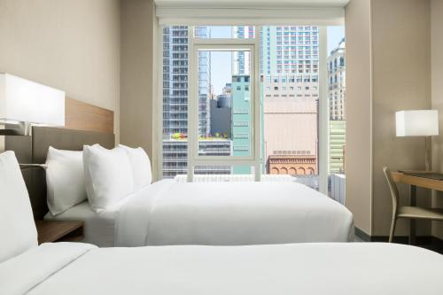 AC Hotel By Marriott New York Times Square