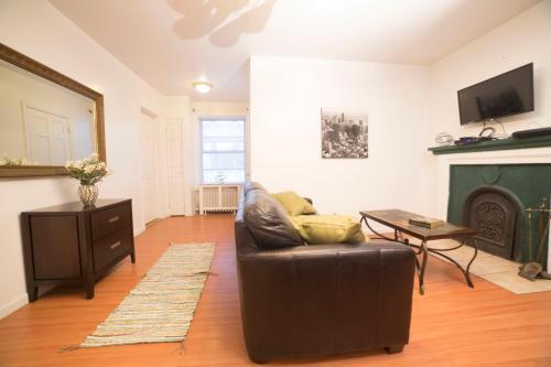 Central Two Bedroom Apartment In Times Square