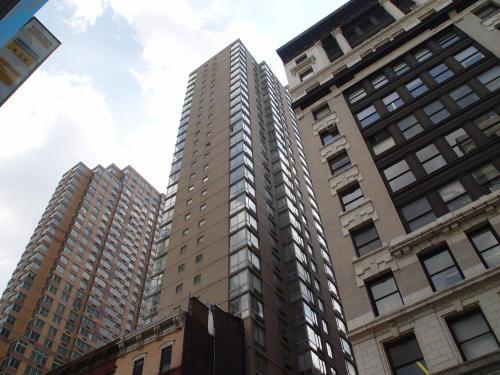 Apartamentos 777 Sixth Avenue