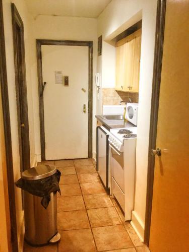 Apartamento Studio-united Nations In Elevator Building